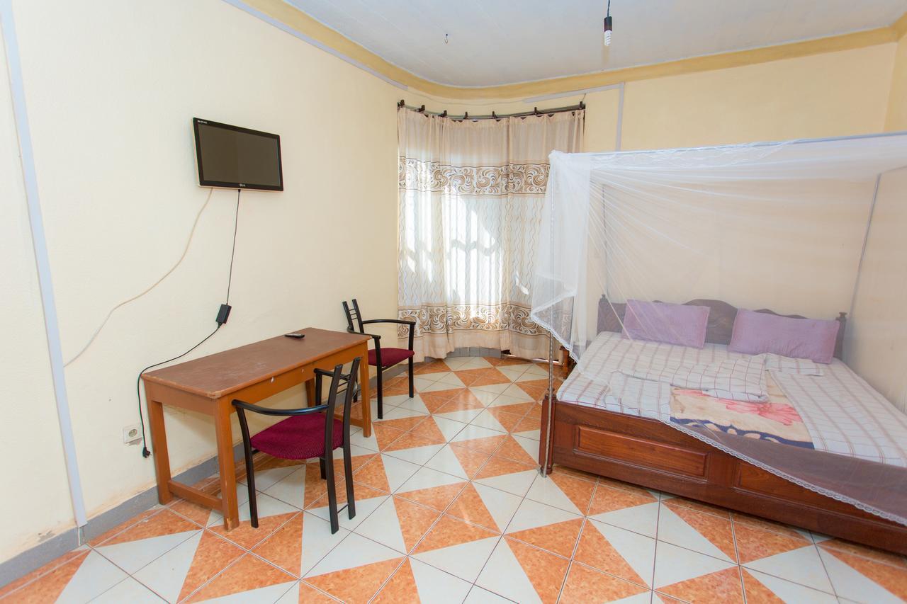 Heart Land Hotel Kigali Dış mekan fotoğraf