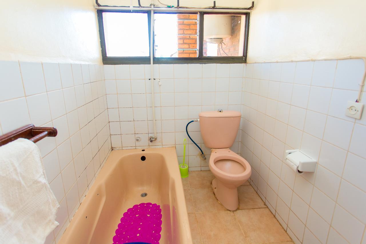 Heart Land Hotel Kigali Dış mekan fotoğraf