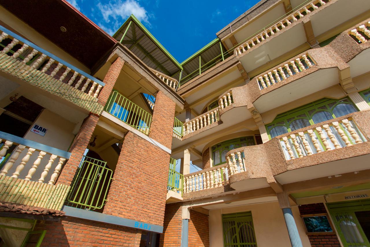 Heart Land Hotel Kigali Dış mekan fotoğraf